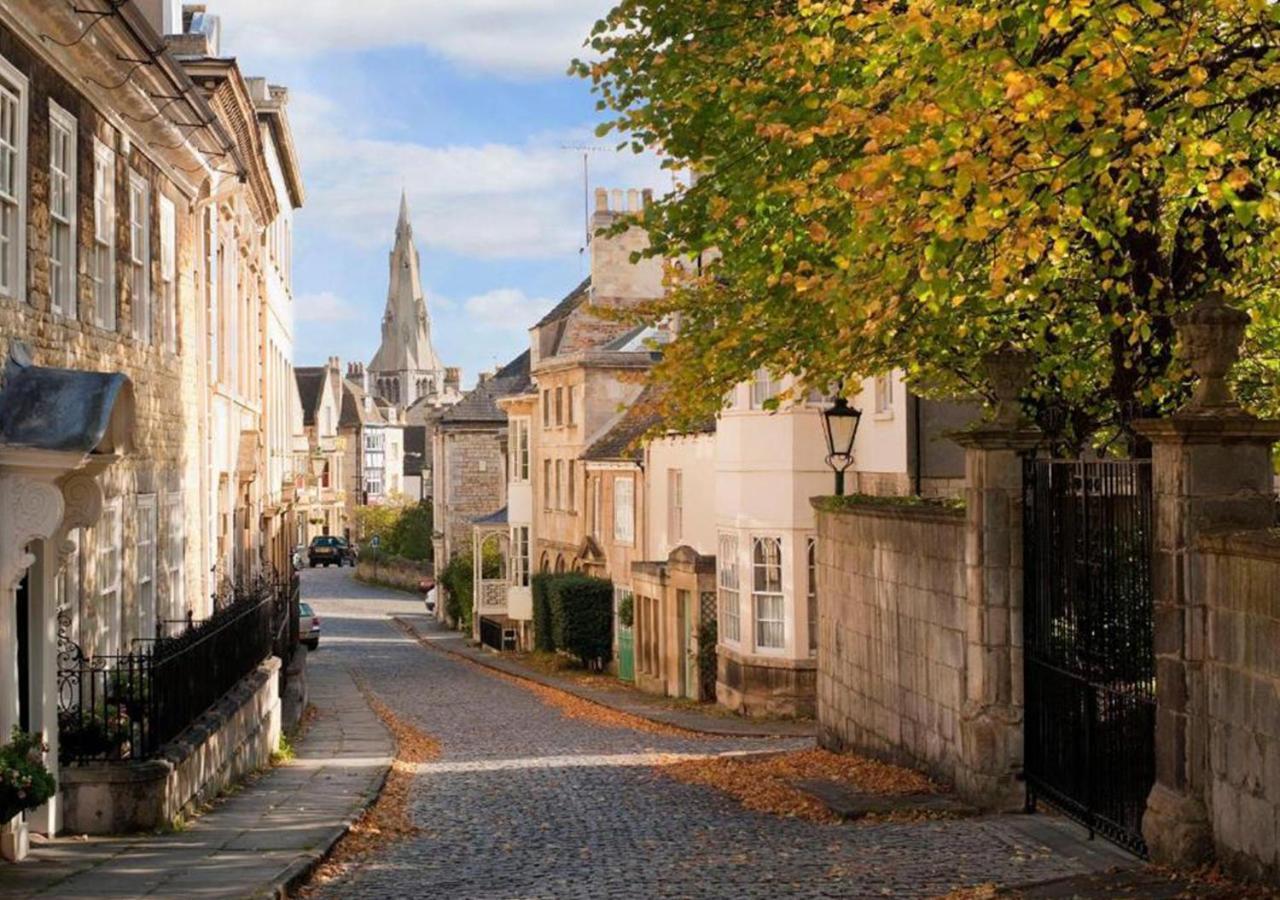 Stylish Townhouse, Work Desk, Fast Wi-Fi, Sleeps 6 Stamford Buitenkant foto