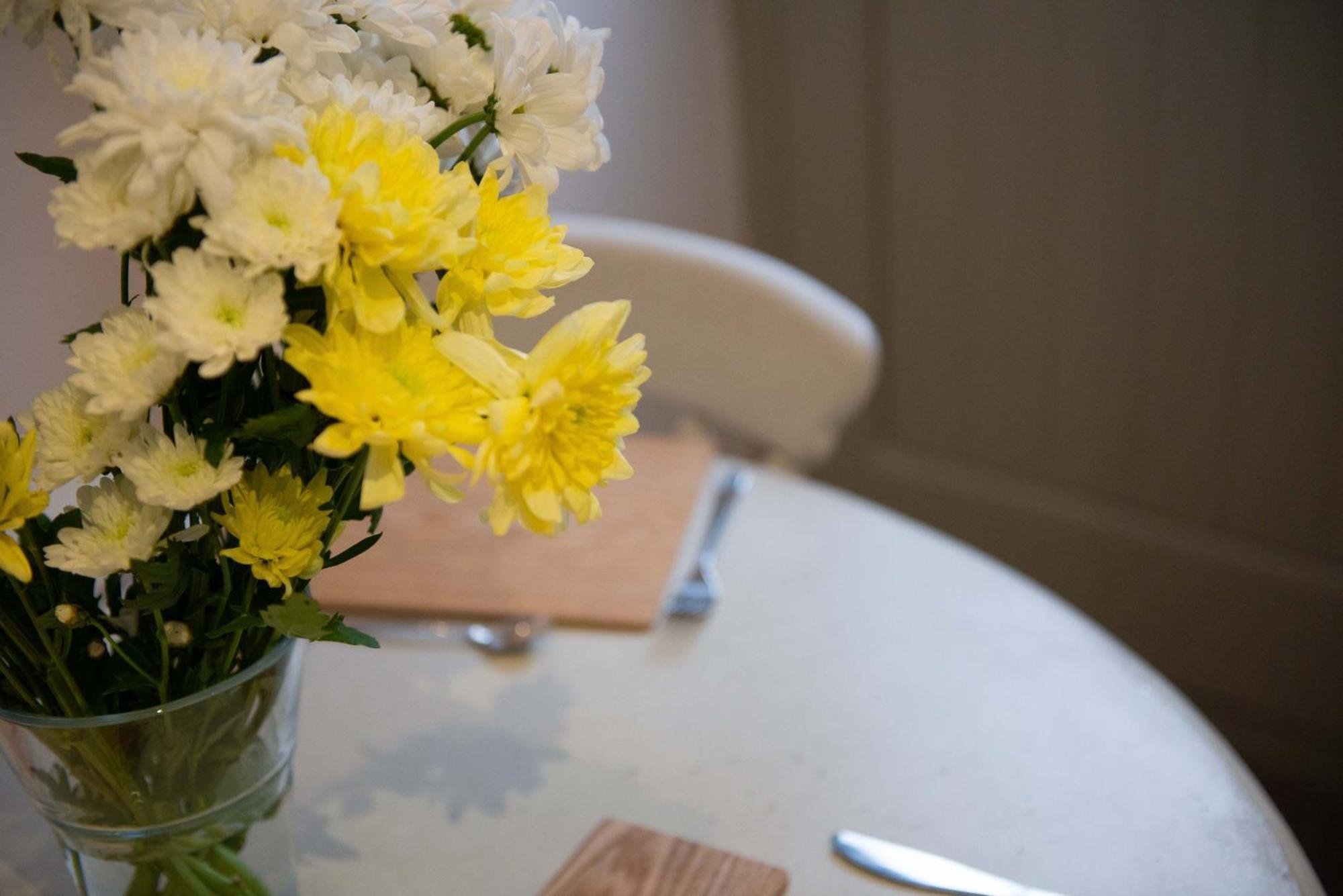 Stylish Townhouse, Work Desk, Fast Wi-Fi, Sleeps 6 Stamford Buitenkant foto